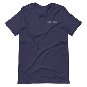 US Navy Submarine Insignia T-Shirt (Small - Silver)