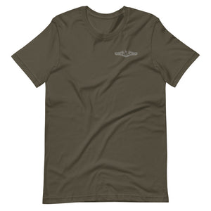 US Navy Submarine Insignia T-Shirt (Small - Silver)