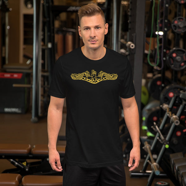 Load image into Gallery viewer, US Navy Submarine Insignia T-Shirt (Gold)
