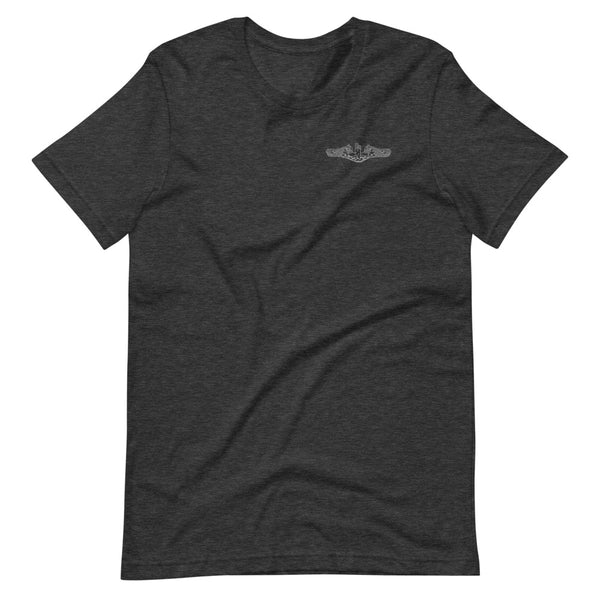 Load image into Gallery viewer, US Navy Submarine Insignia T-Shirt (Small - Silver)
