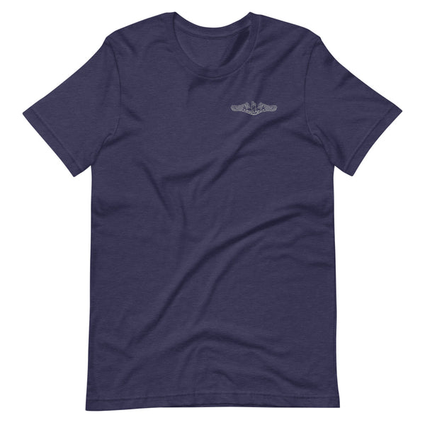 Load image into Gallery viewer, US Navy Submarine Insignia T-Shirt (Small - Silver)
